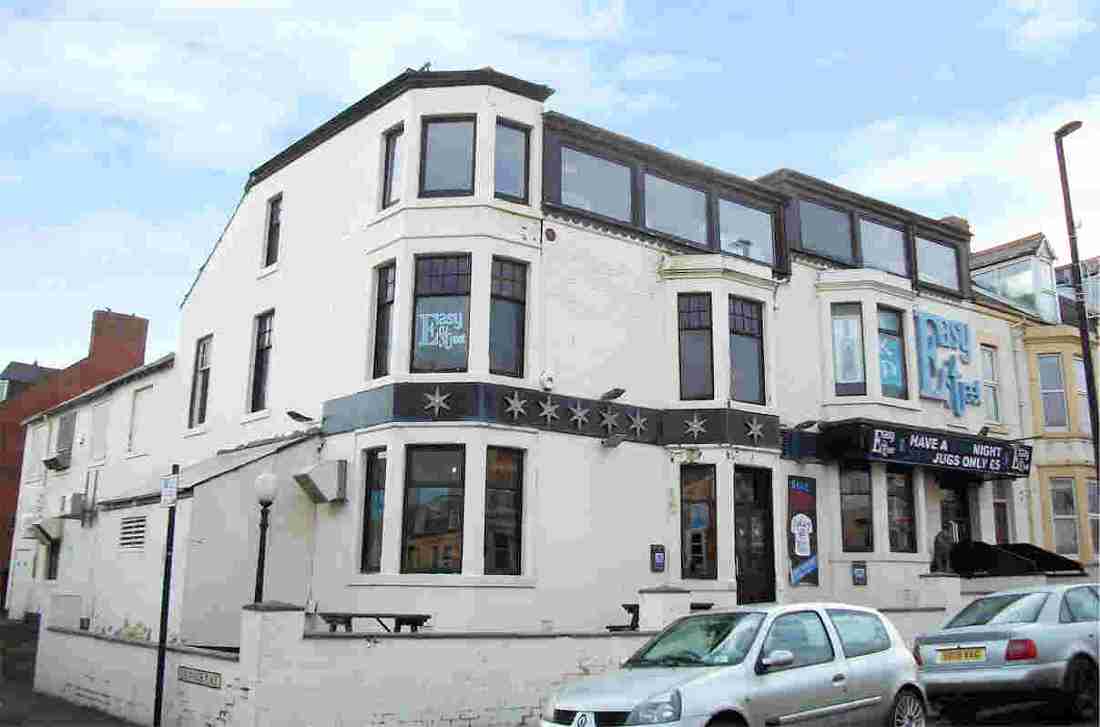 Pub for sale in Whitley Bay Easy Street, N317883